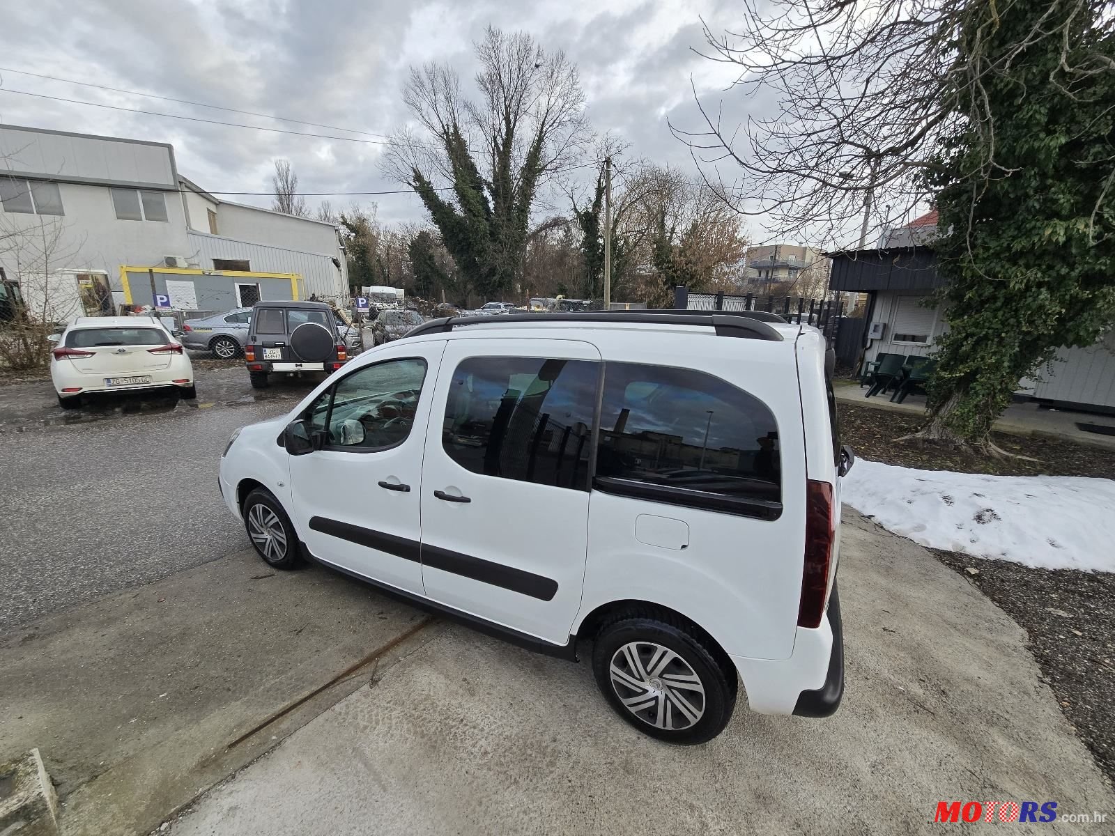 2015' Citroen Berlingo Bluehdi photo #5