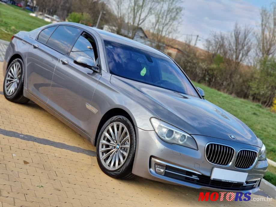 2012' BMW Serija 7 photo #1