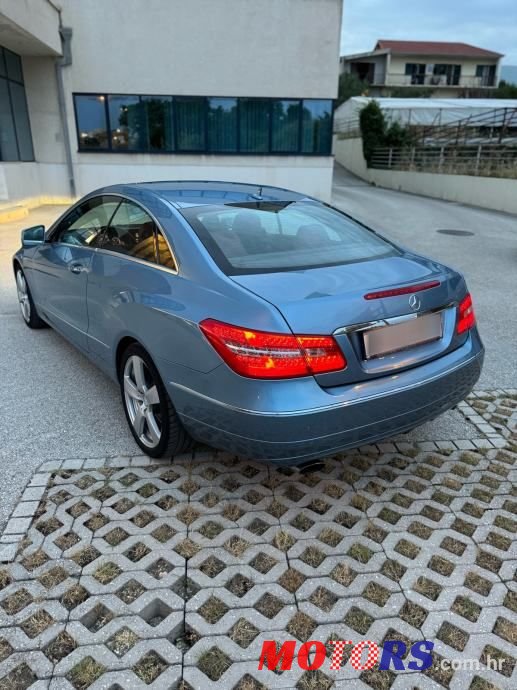 2010' Mercedes-Benz E-Klasa 350 Cdi photo #3
