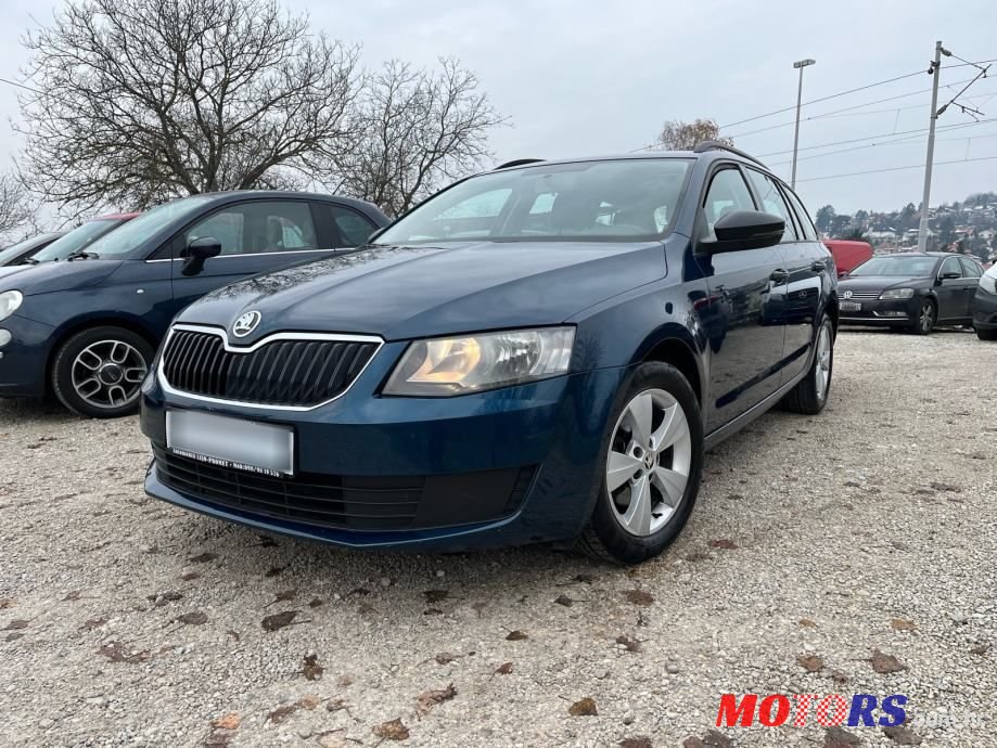 2013' Skoda Octavia Combi photo #1