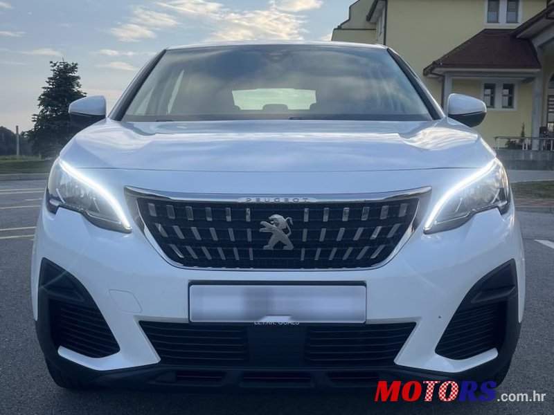 2018' Peugeot 3008 1,2 Puretech photo #1