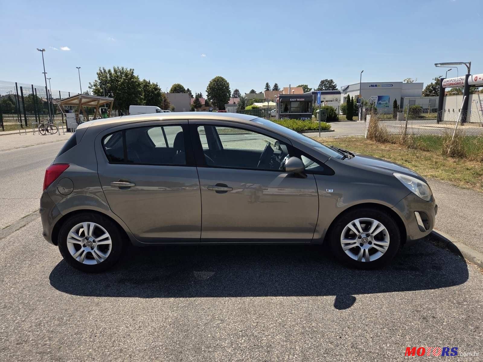 2011' Opel Corsa 1,3 Cdti photo #6