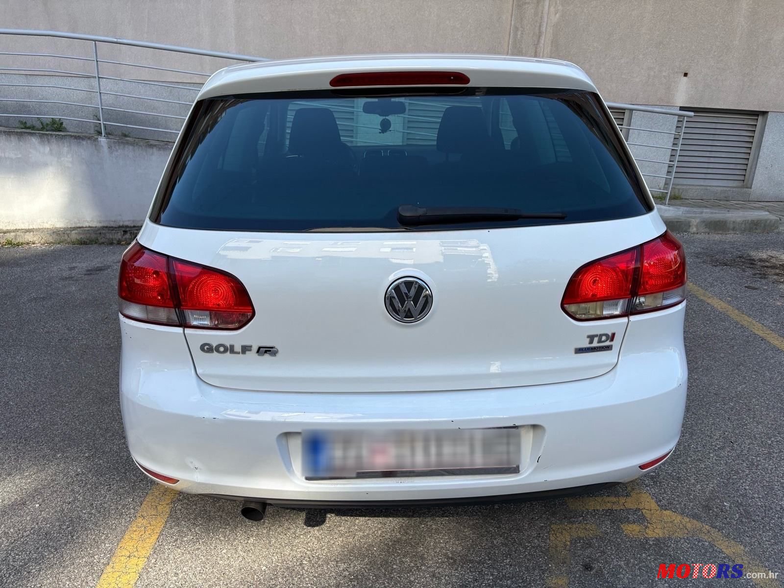 2012' Volkswagen Golf VI 1,6 Tdi photo #6