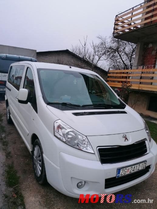 2016' Peugeot Expert 2.0 HDI 8+1 photo #1