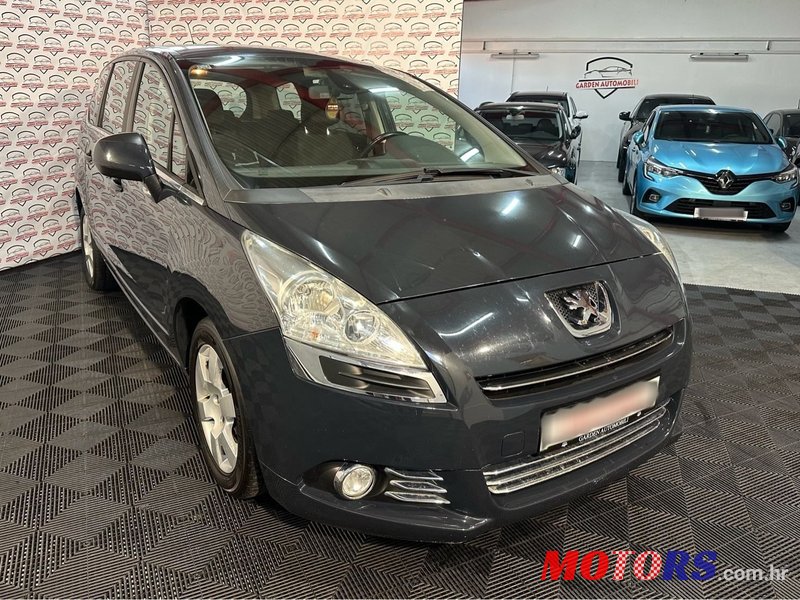 2011' Peugeot 5008 1,6 E-Hdi photo #4