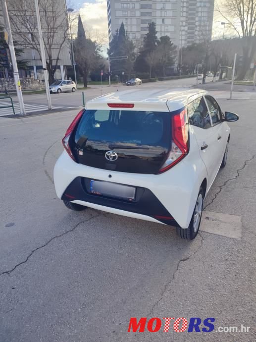 2019' Toyota Aygo 1,0 photo #6