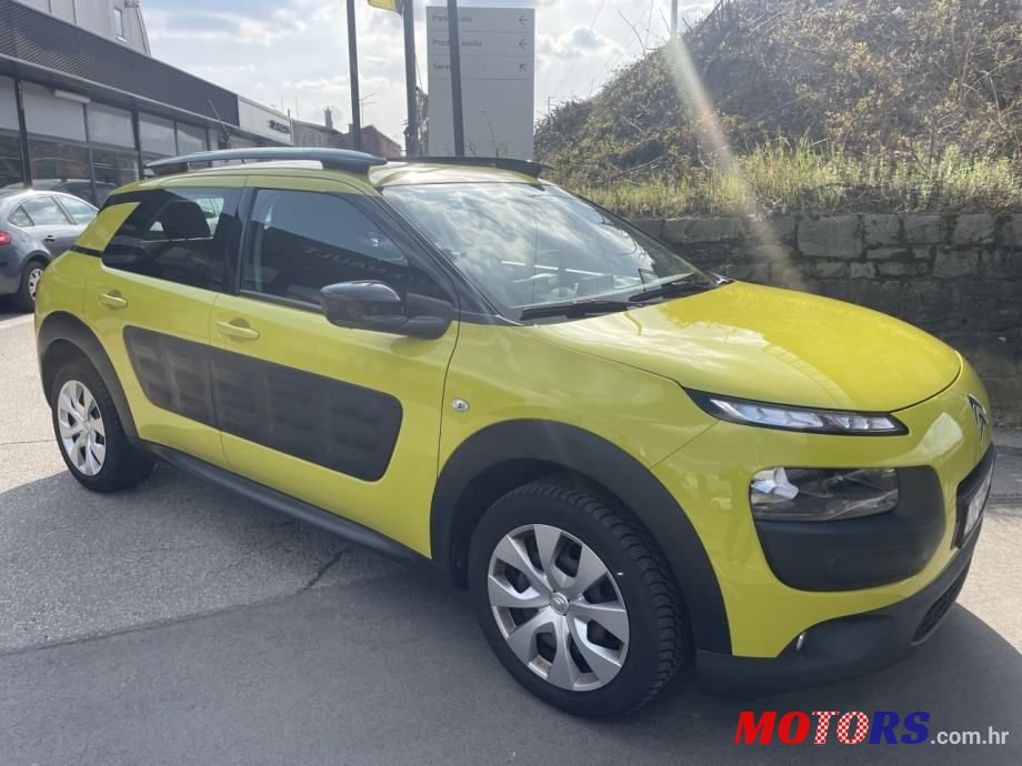 2016' Citroen C4 Cactus 1,6 Bluehdi S&S photo #3