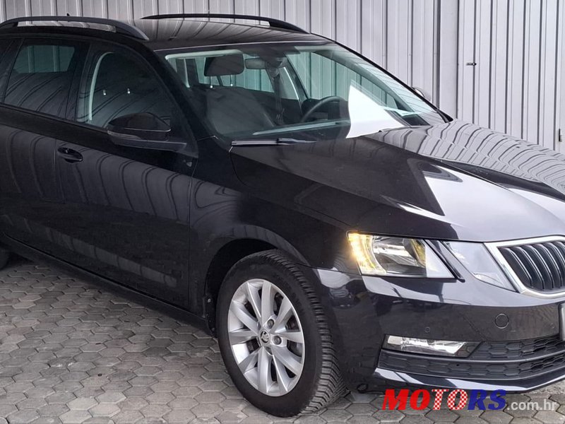 2019' Skoda Octavia Combi photo #4