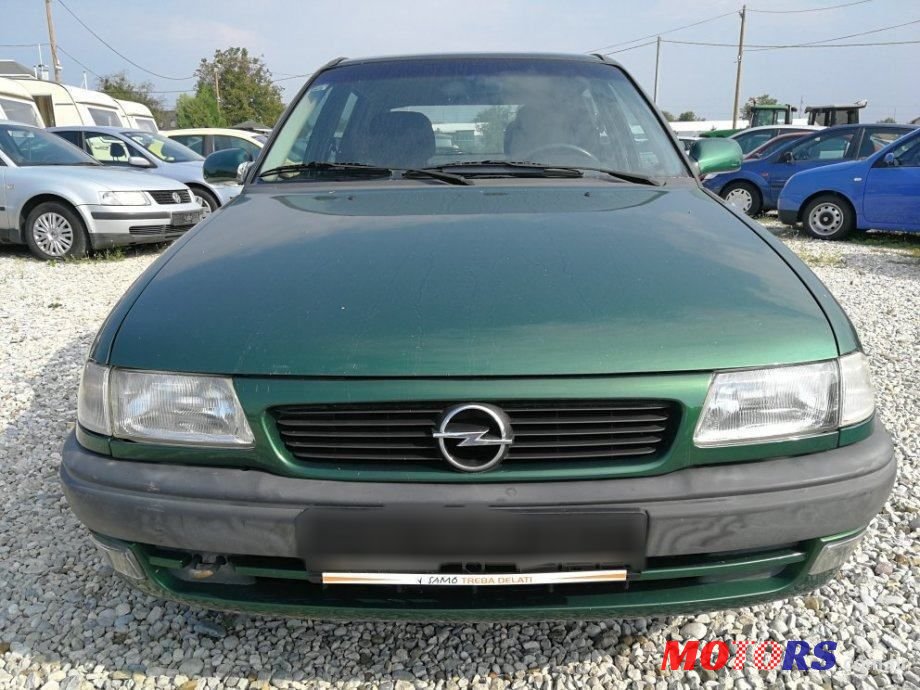 1998' Opel Astra 1,6 Cdx photo #2