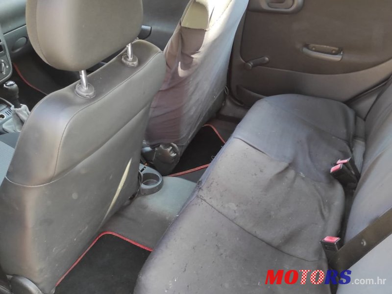2005' Opel Corsa 1,4 16V photo #2
