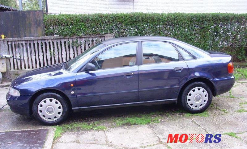 1995' Audi A4 1,6 photo #1
