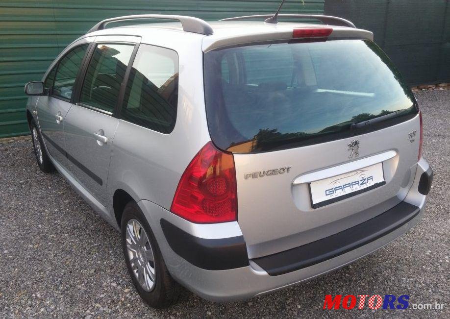 2005' Peugeot 307 Sw 1,6 Hdi 90 photo #1