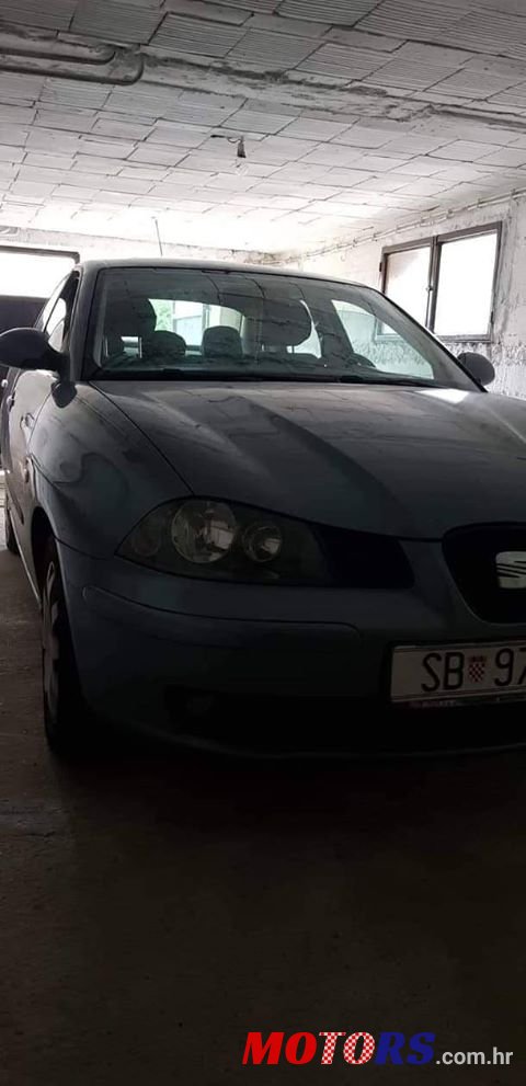 2007' SEAT Cordoba photo #3