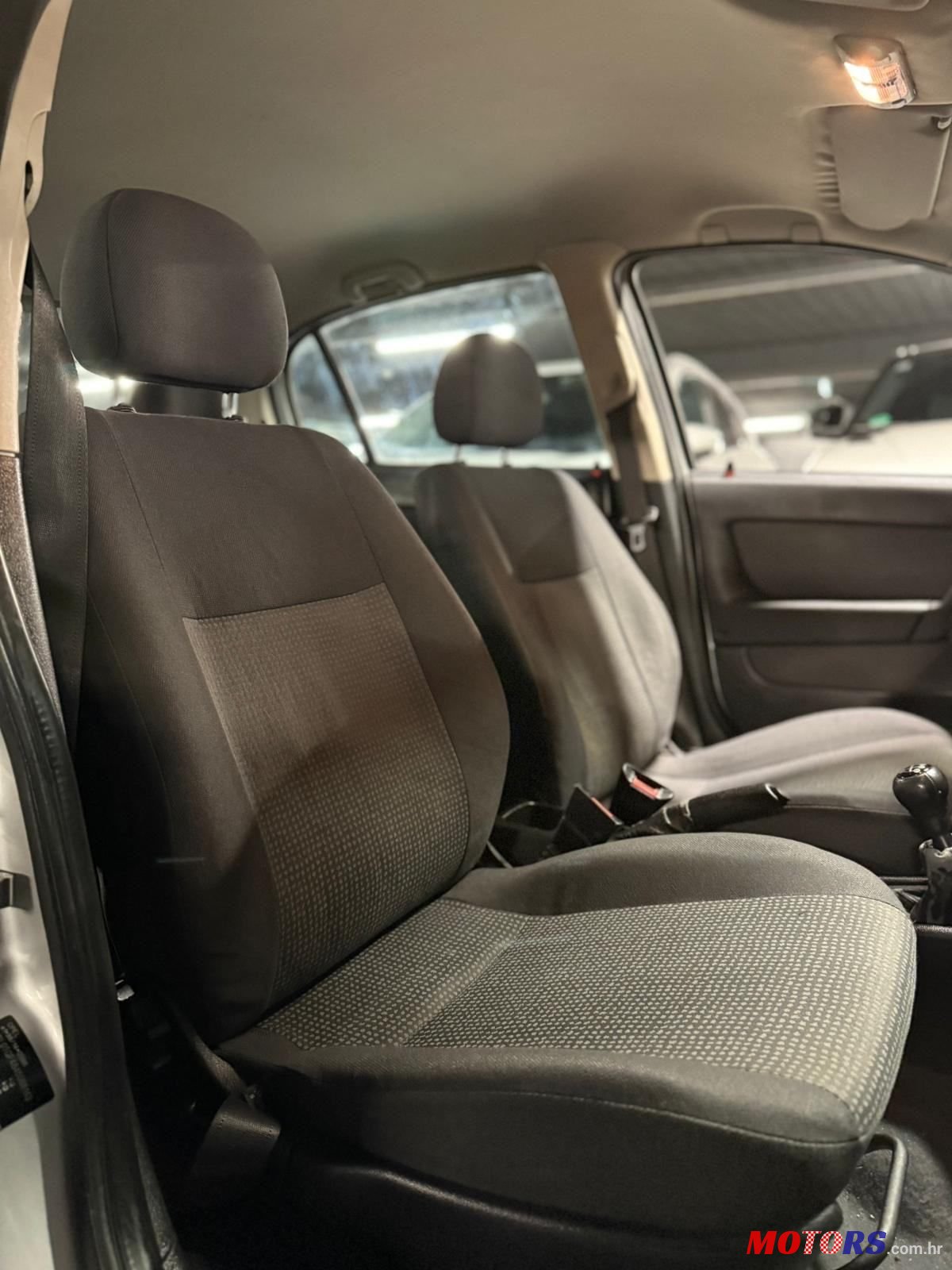 2004' Opel Astra Classic photo #6