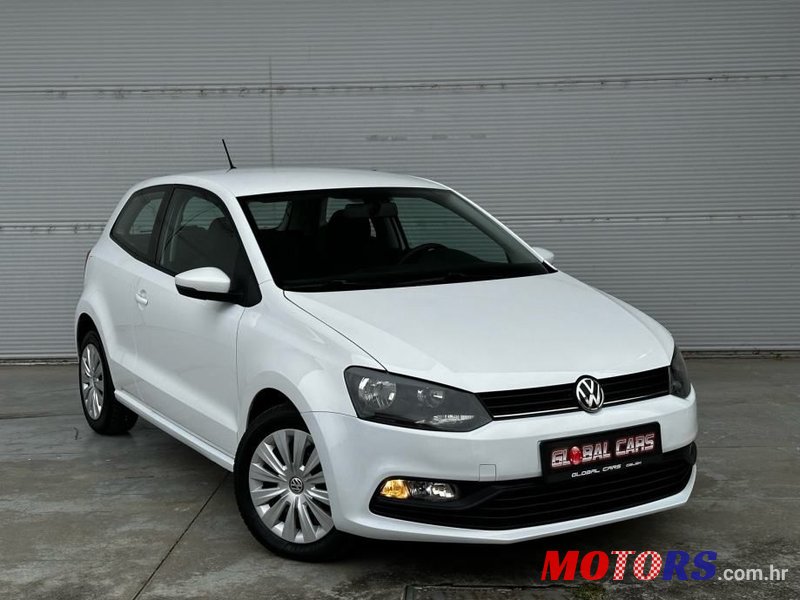 2015' Volkswagen Polo photo #4