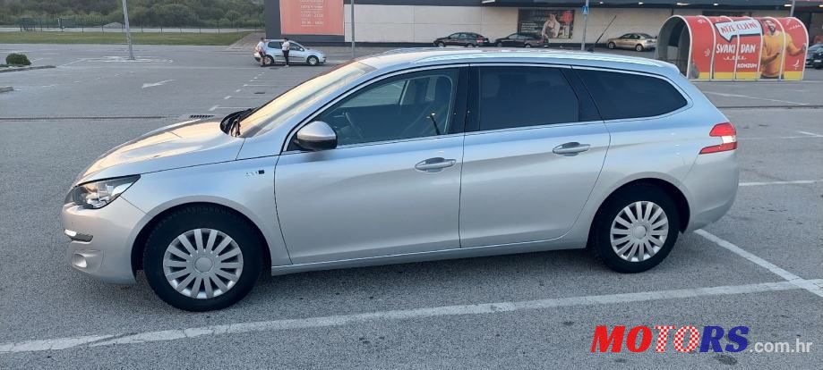 2015' Peugeot 308 Sw photo #5
