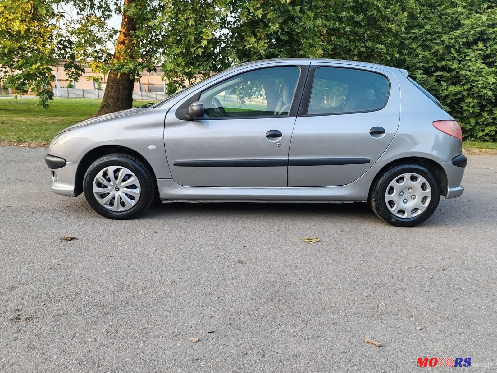 2003' Peugeot 206 photo #2
