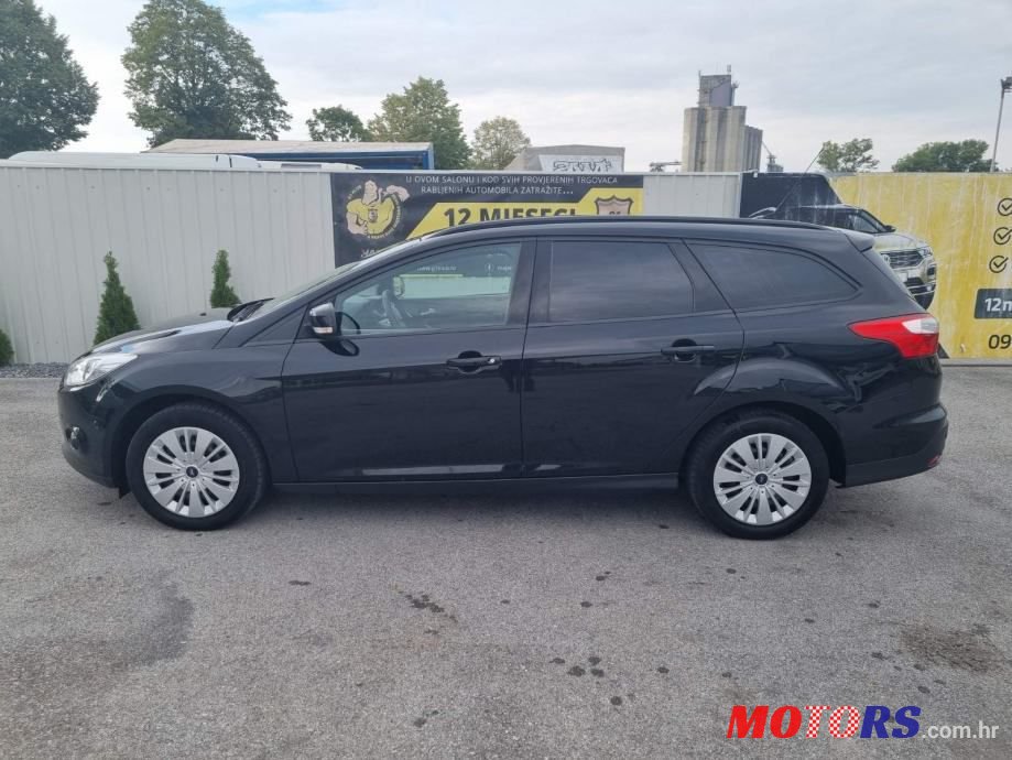 2011' Ford Focus Karavan photo #2