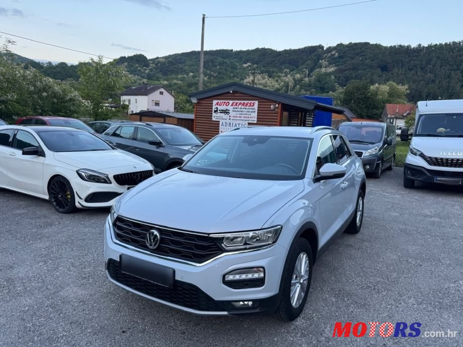 2020' Volkswagen T-Roc 1,0 Tsi photo #1