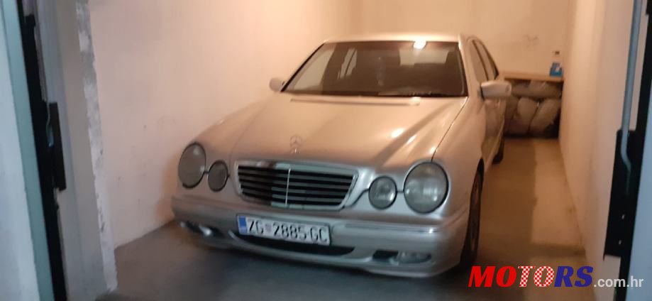 2000' Mercedes-Benz E-Klasa 320 photo #2