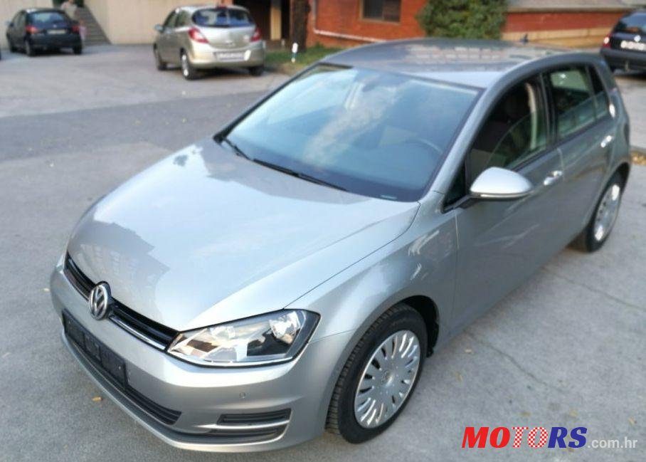 2014' Volkswagen Golf VII 1,6 Tdi Bmt photo #1