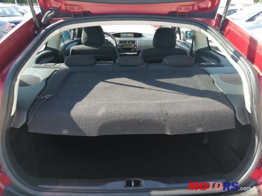 2005' Citroen C4 1,4 I 16V X photo #6