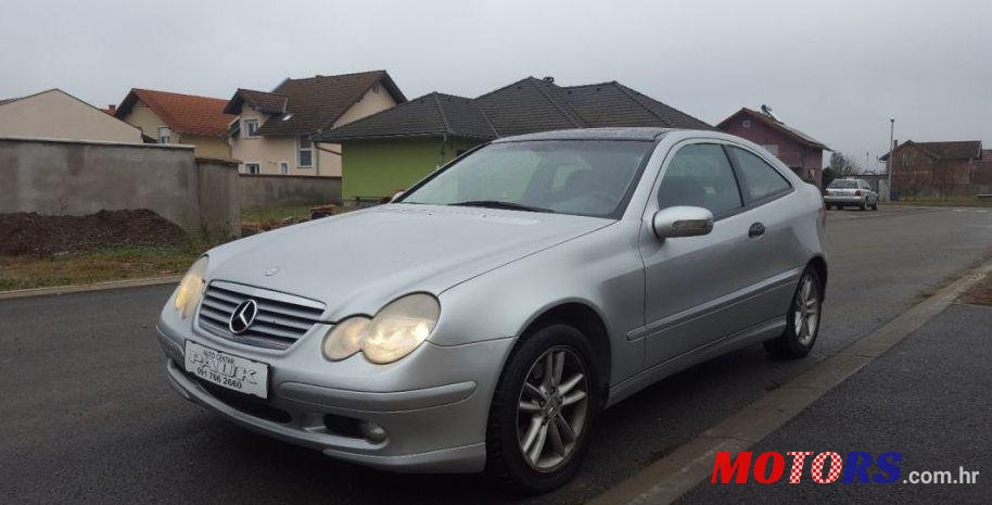 2001' Mercedes-Benz C Klasa-Sportcoupe 180 photo #1