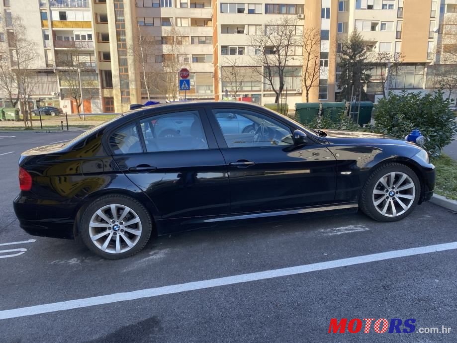 2009' BMW Serija 3 320D photo #3