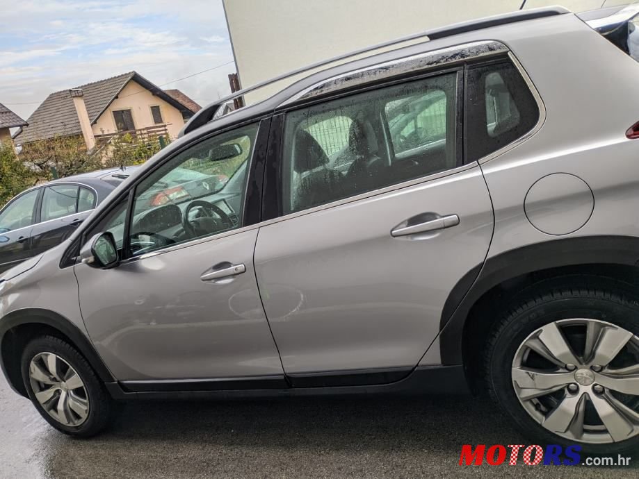 2016' Peugeot 2008 photo #6