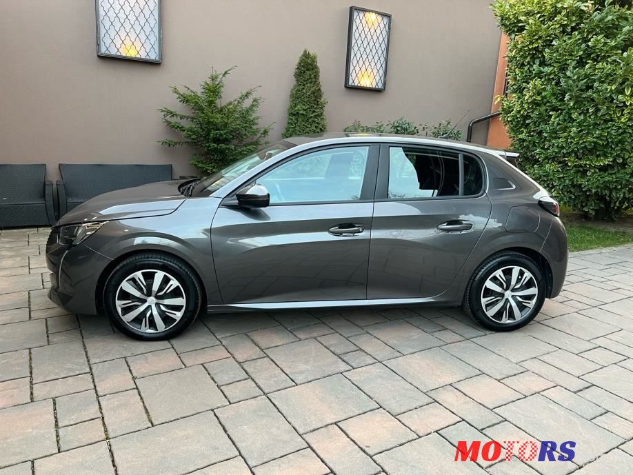 2020' Peugeot 208 photo #5