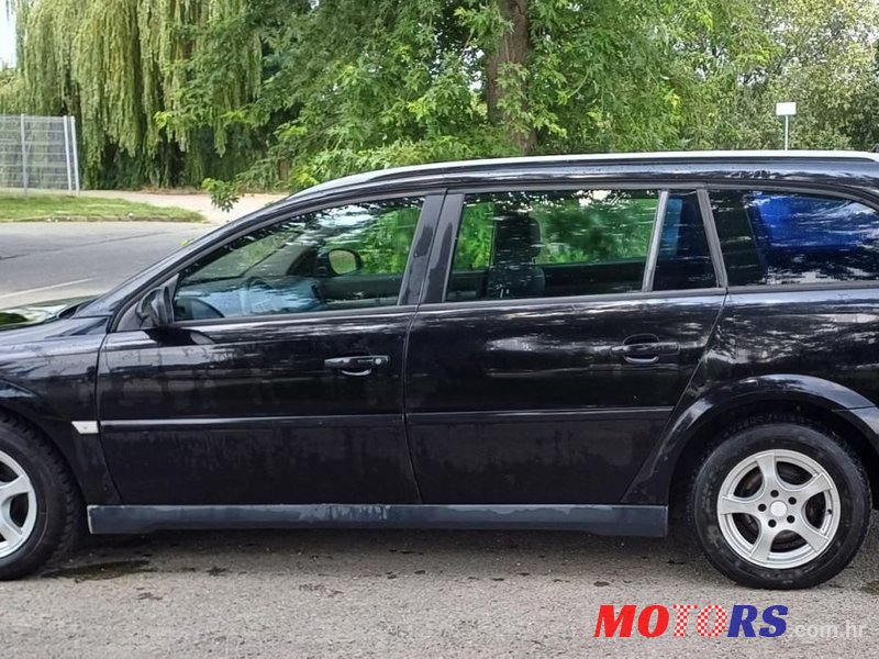 2004' Opel Vectra Karavan photo #3