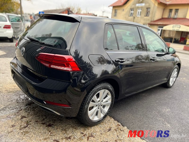 2019' Volkswagen Golf VII 1,6 Tdi photo #5