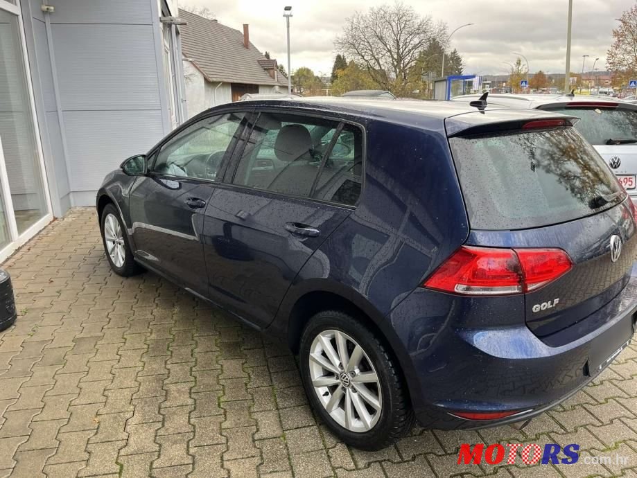 2015' Volkswagen Golf 7 1,6 Tdi photo #2