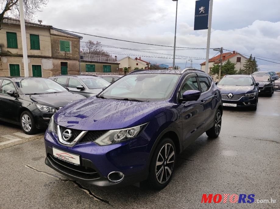2015' Nissan Qashqai photo #1