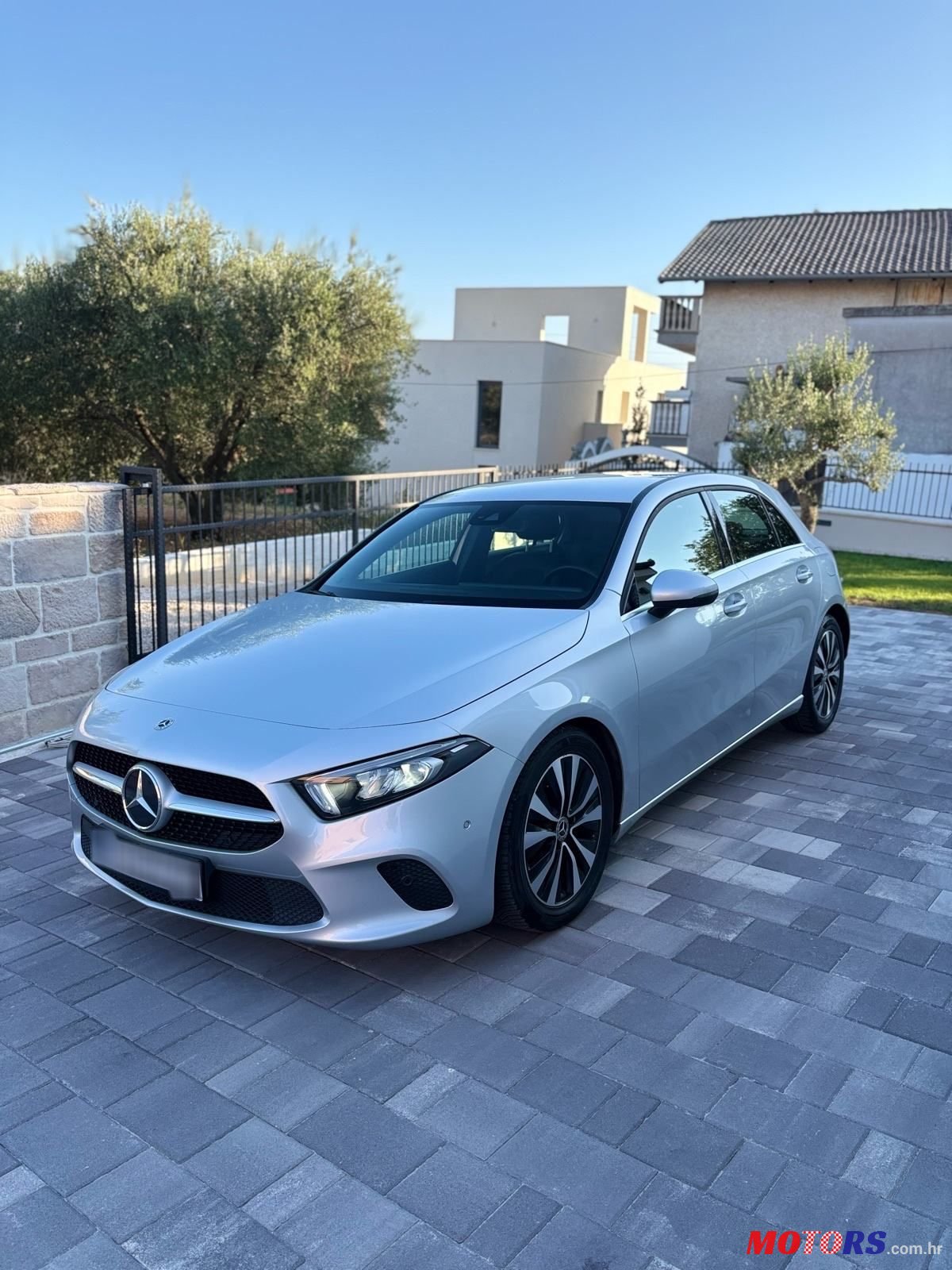 2021' Mercedes-Benz A-Klasa 160 photo #1