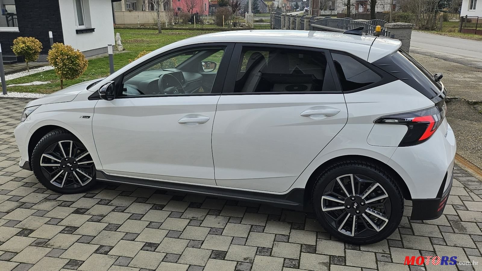 2023' Hyundai i20 1,0 T-Gdi photo #2