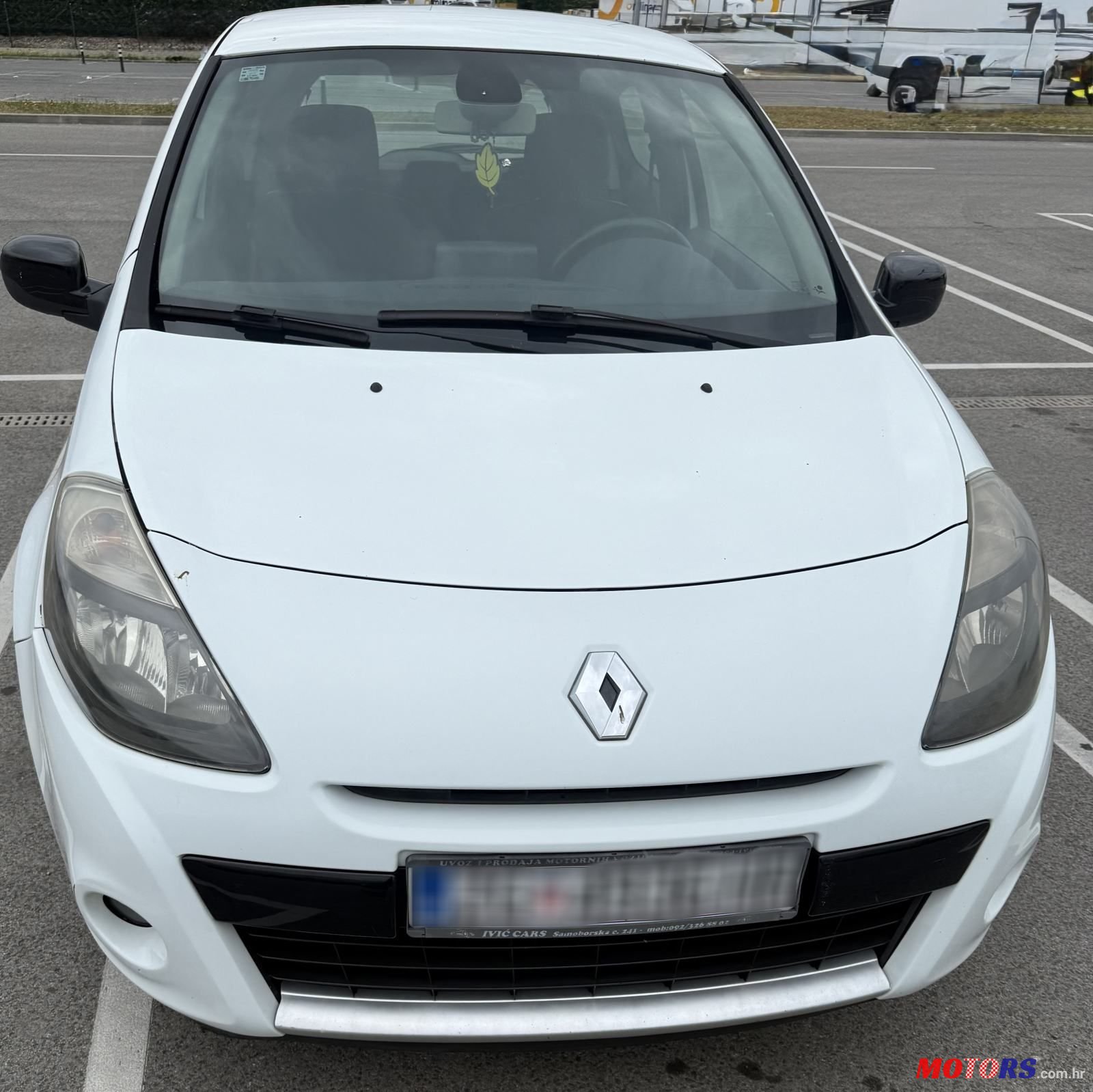 2010' Renault Clio 1,5 Dci photo #1