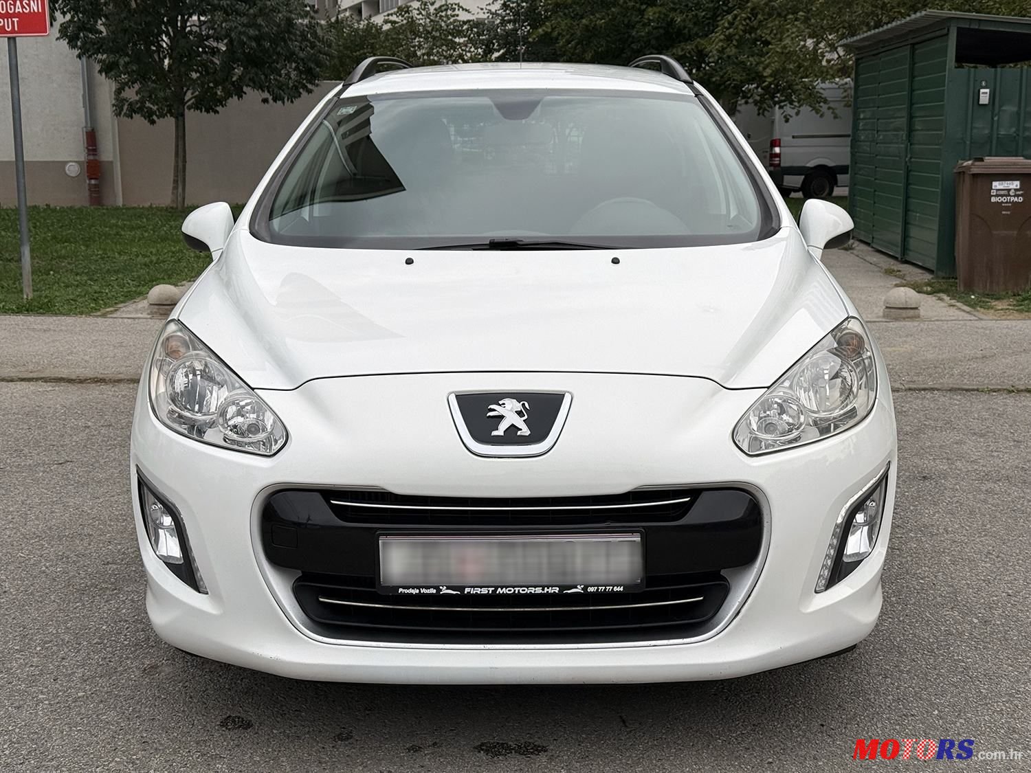 2014' Peugeot 308 Sw photo #2