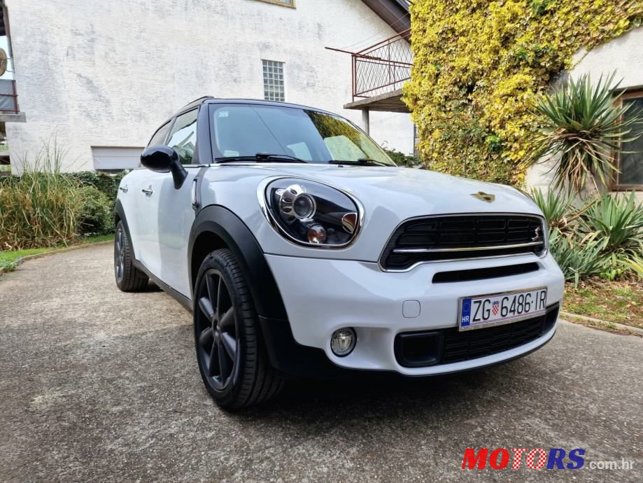 2014' MINI Countryman Cooper Sd photo #3