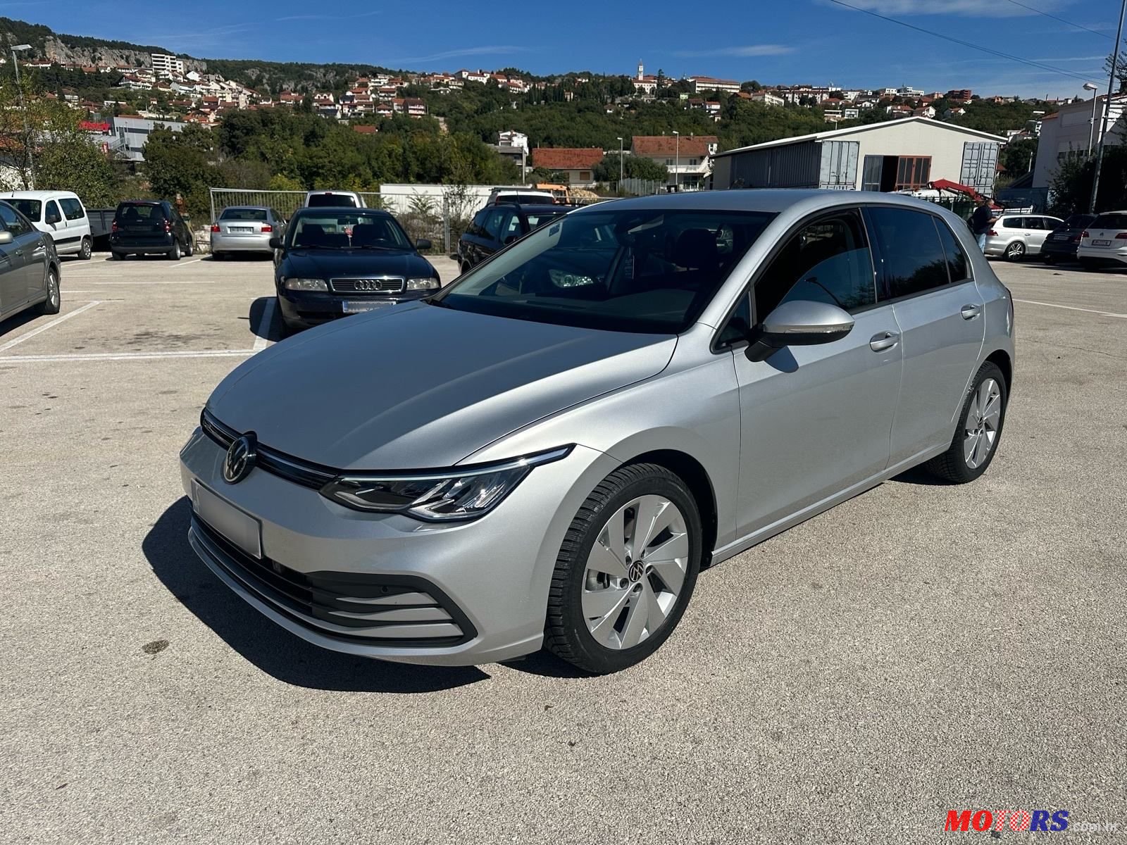 2024' Volkswagen Golf VIII 2,0 Tdi photo #2