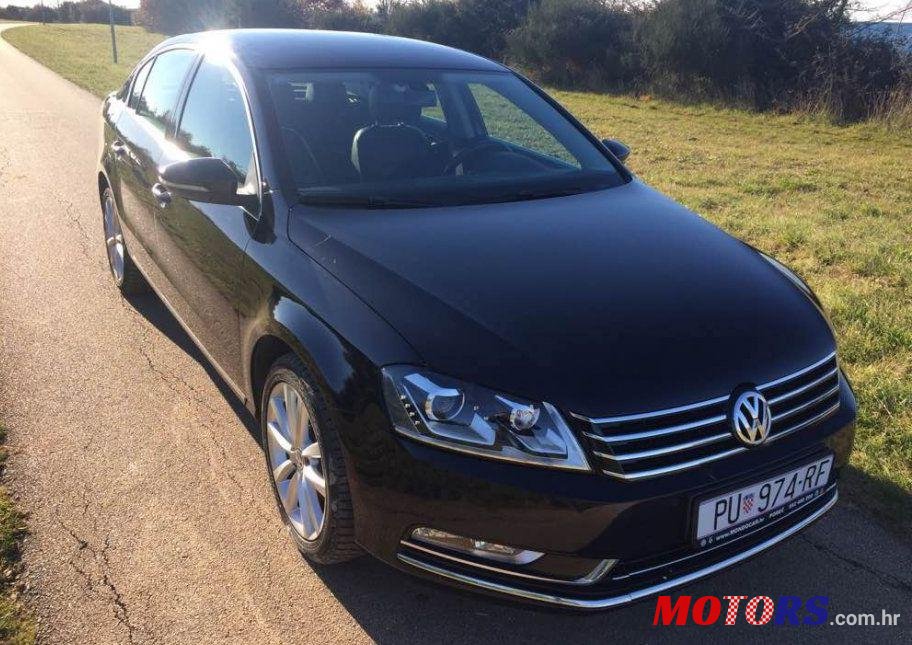 2012' Volkswagen Passat photo #1