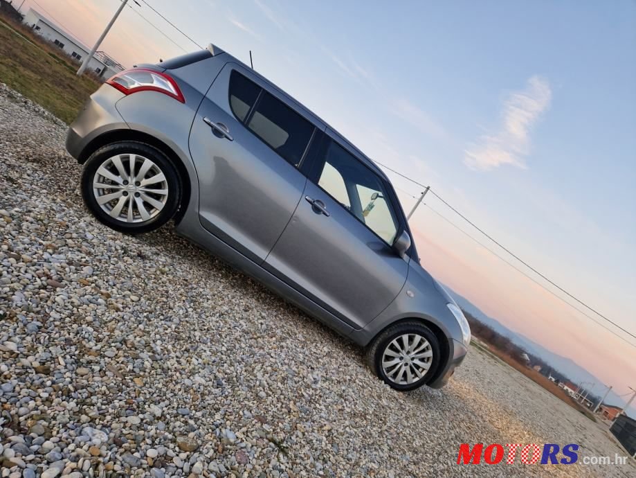 2011' Suzuki Swift 1,2 Gs Aac photo #6