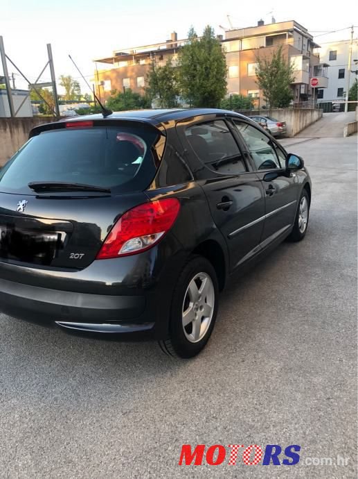 2010' Peugeot 207 200 1,4 photo #6