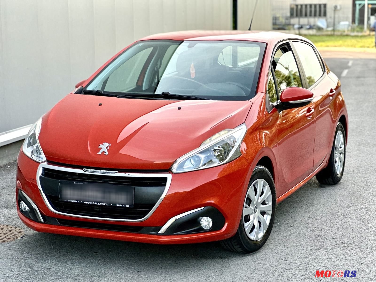 2017' Peugeot 208 1,2 Puretech photo #1