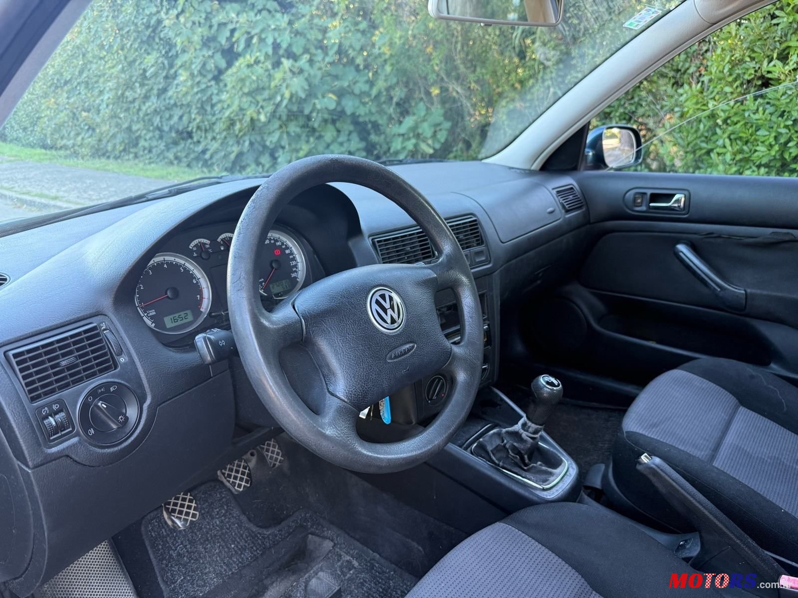 2002' Volkswagen Golf IV 1,6 photo #5