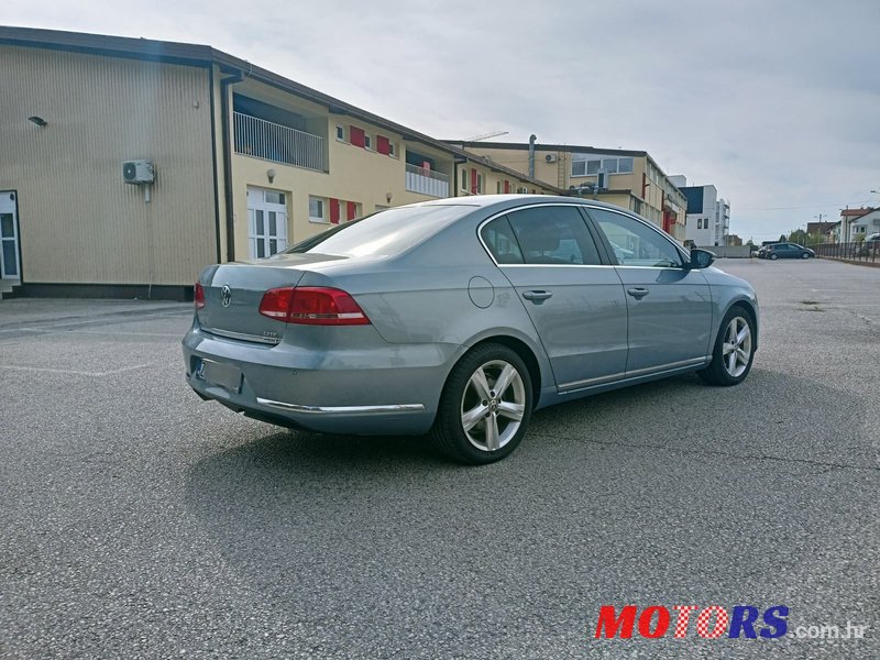 2011' Volkswagen Passat 2,0 Tdi Bmt photo #6