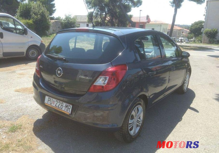 2008' Opel Corsa 1,2 16V photo #2