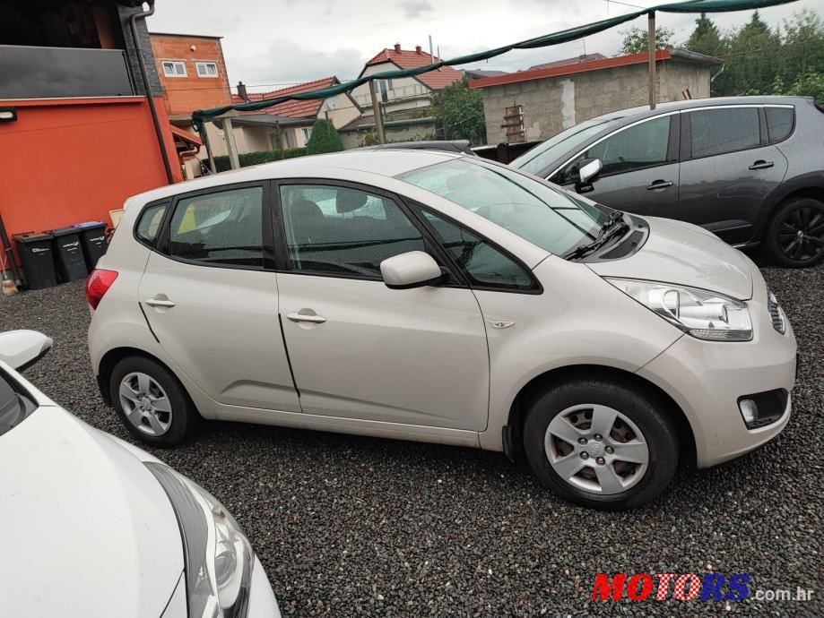 2011' Kia Venga photo #2