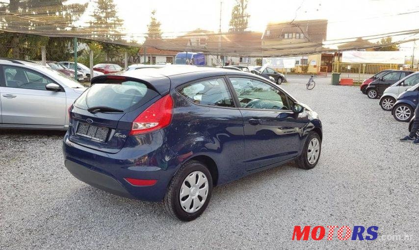 2010' Ford Fiesta 1,6 photo #1