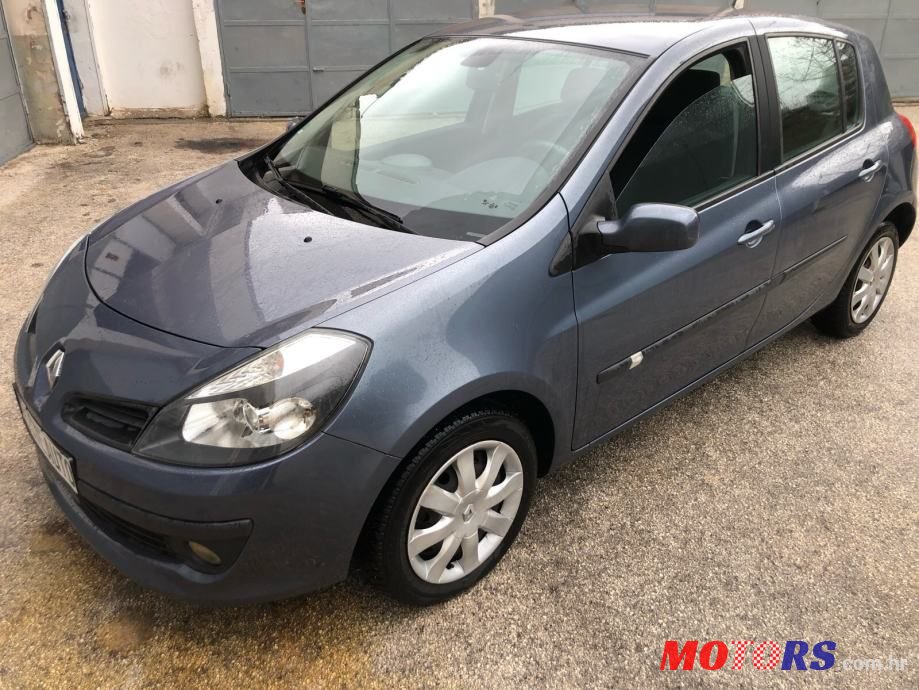 2006' Renault Clio 1,2 16V photo #1